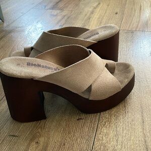 Leather platform sandals. BioNatura size 38